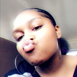 Meet your Posher, Kaci